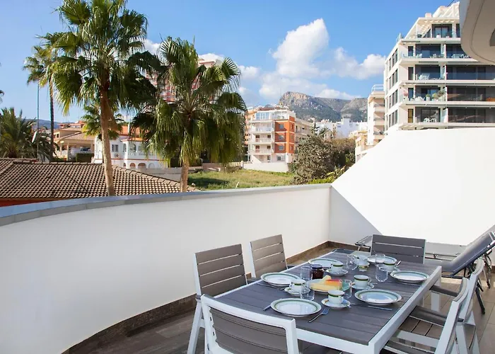 Isea 04 By Interhome